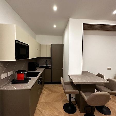 Apartmán Bilocale Luxury A 50 Mt Dalla Stazione Di Milano Exteriér fotografie